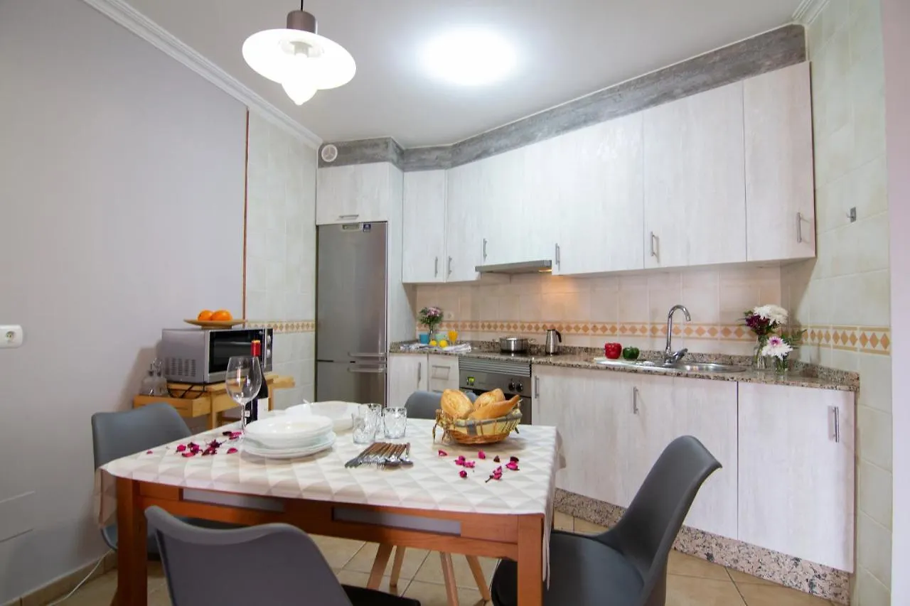 LA TEJITA – Bonito y luminoso apartamento junto al mar Apartamento